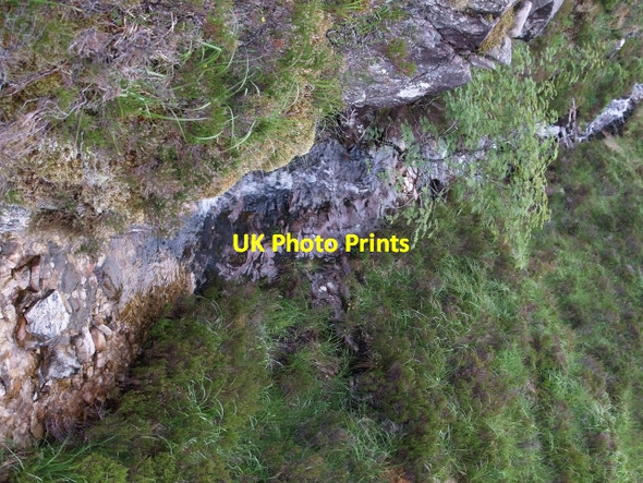 Photo 6"x4" Burn, Meall nan Ceapairean Coire Garbh\/NG9349 c2005