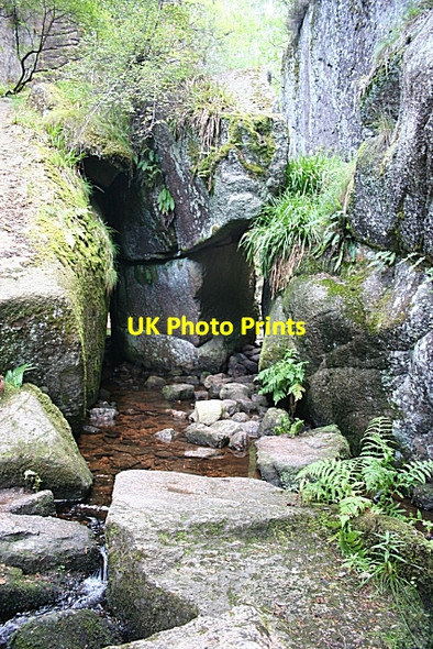 Photo 6"x4" Entrance to the Vat Inchmarnoch c2006
