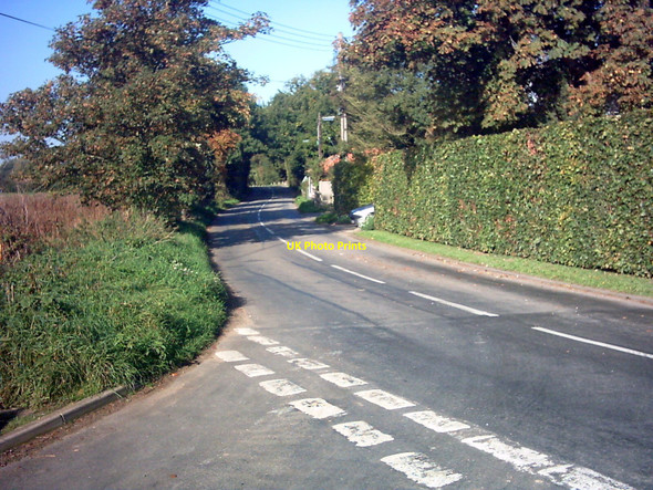 Photo 6"x4" Halesworth Road, Redisham Redisham c2006