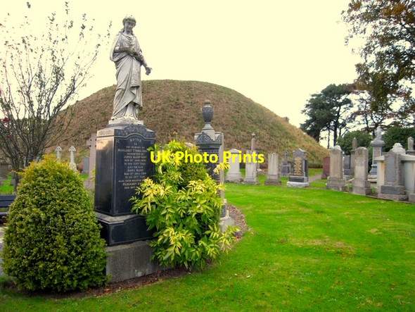 Photo 6"x4" Inverurie graveyard. Inverurie c2006