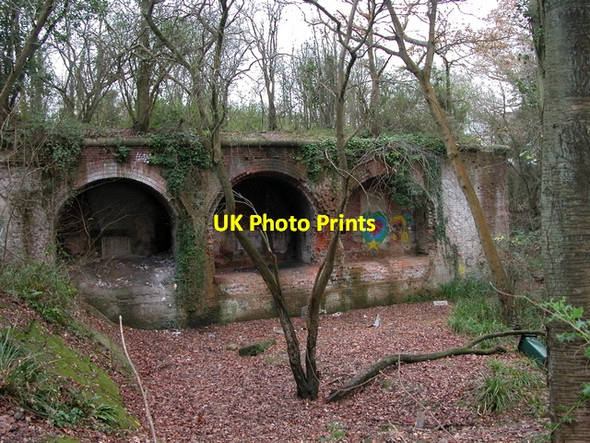 Photo 6"x4" Part of the ramparts of Fort Fareham. Fareham c2006