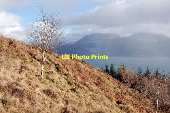 Photo 6"x4" The drove road to Kylerhea Meall Port Mhealaraigh c2007