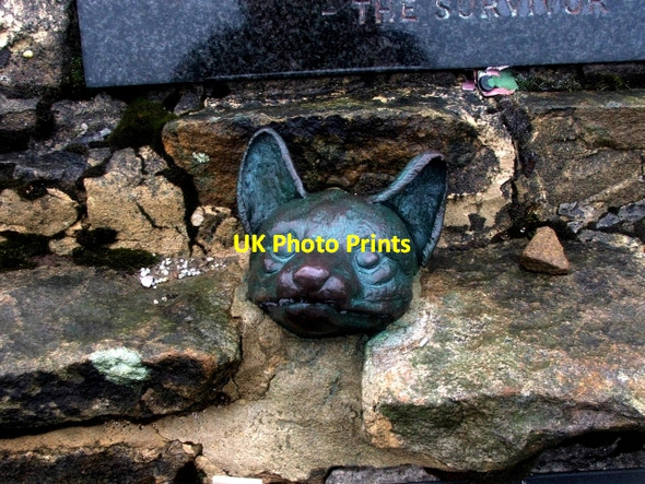 Photo 6"x4" Bronze Fox Head on the Buckden Pike Memorial Cross. Buckden\/SD9477 c2007