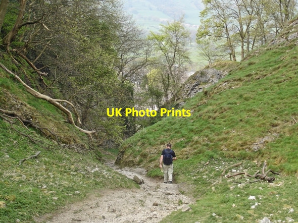 Photo 6"x4" Limestone Way at the bottom of Cave Dale Castleton\/SK1582 c2007