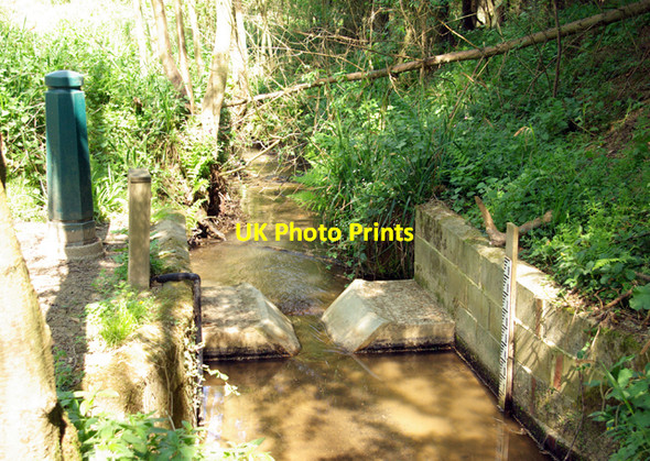 Photo 6"x4" Gauging weir Cripp's Corner c2007