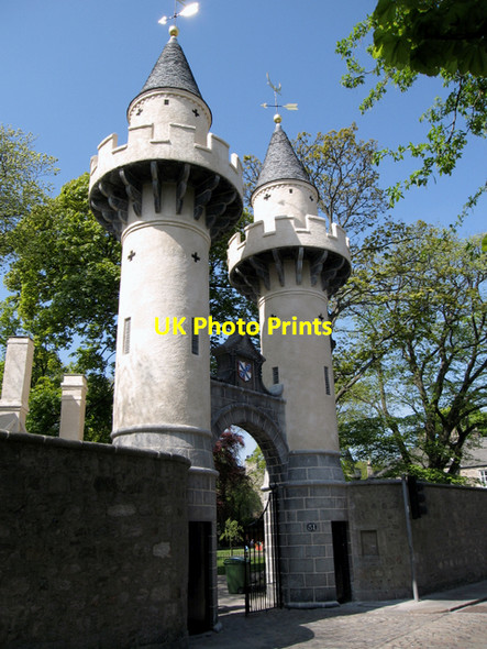 Photo 6"x4" The Powis gate Old Aberdeen Aberdeen\/NJ9206 c2007