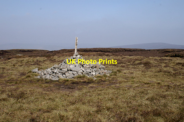 Photo 6"x4" Fair Snape Fell summit Bleasdale c2007