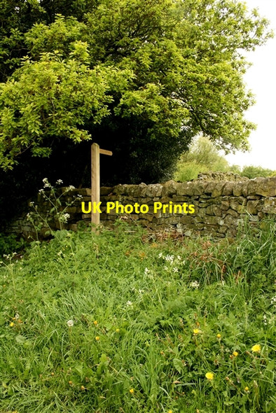 Photo 6"x4" Footpath sign and stile, Hartwith Bank Low Laithe\/SE1963 c2007