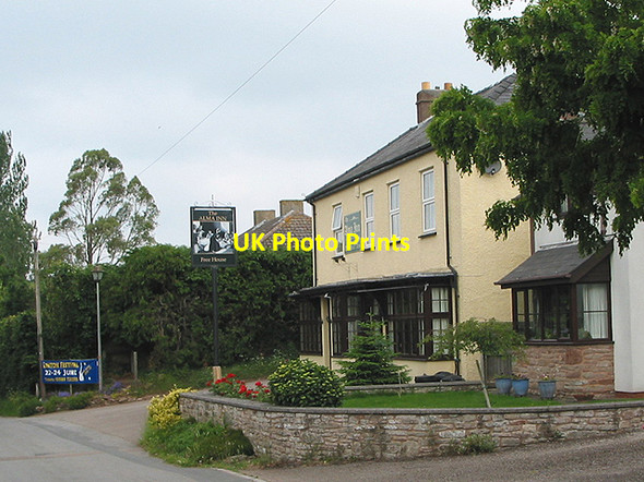 Photo 6"x4" The Alma Inn, Linton Shutton c2007