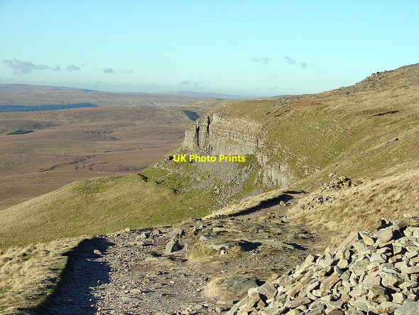 Photo 6"x4" The Northern path to Pen-y-ghent Brackenbottom c2007