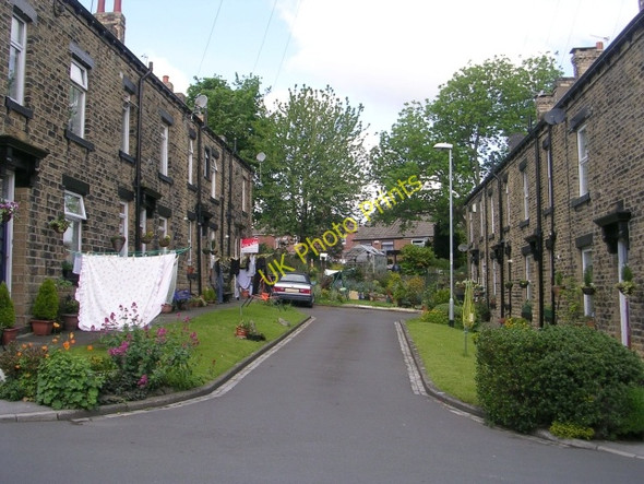 Photo 6"x4" Hillthorpe Street - Hillthorpe Road Pudsey\/SE2233 c2009