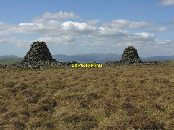 Photo 6"x4" The cairns of Carn Gwilym Carn Gwilym c2006