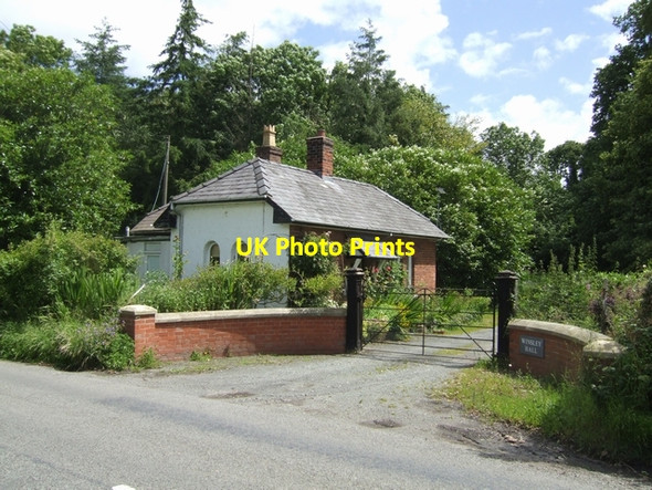 Photo 6"x4" Lodge to Winsley Hall Hinwood c2007