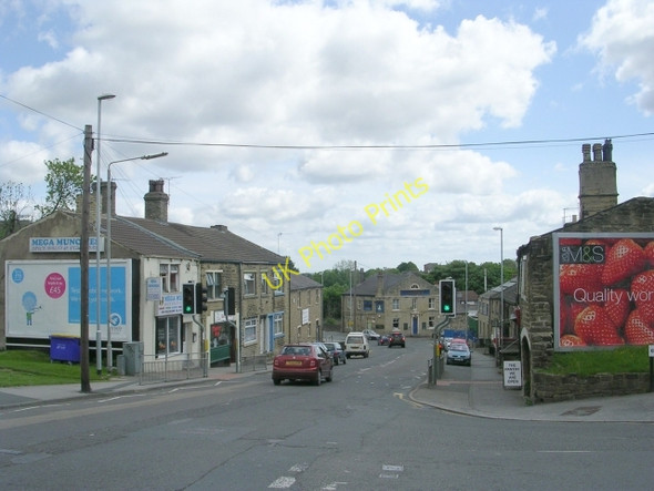 Photo 6"x4" Lowtown - viewed from Kent Road Pudsey\/SE2233 c2009