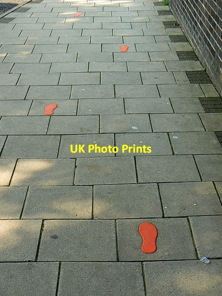 Photo 6"x4" Orange footprints on the footpath, Princes Street, Swindon Swindon\/SU1685 c2007