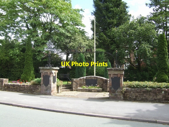 Photo 6"x4" War memorial Codsall c2007