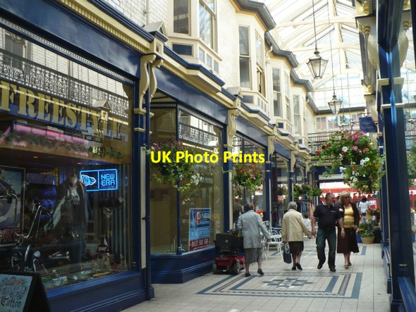 Photo 6"x4" Newport Arcade Newport\/Casnewydd c2007
