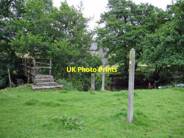 Photo 6"x4" Warslow, footbridge across the Manifold Ecton\/SK0958 c2007
