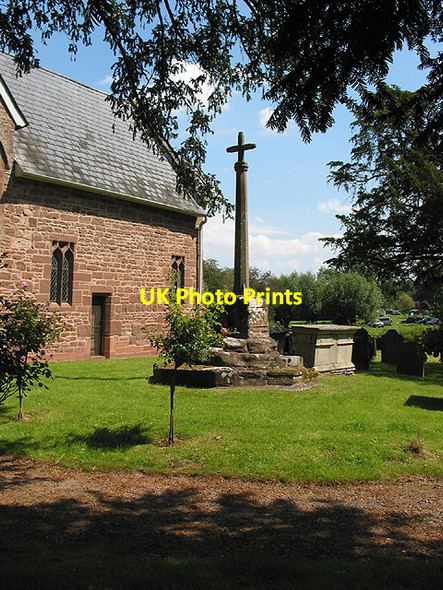 Photo 6"x4" Churchyard cross, Sellack Sellack c2007