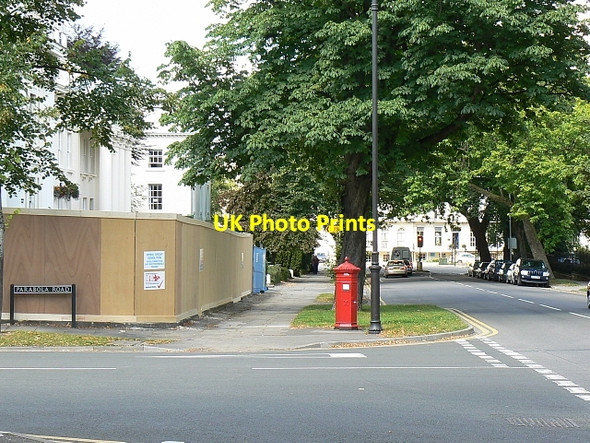Photo 6"x4" Penfold Victorian pillar box, Bayshill Road, Cheltenham Cheltenham c2007 P1