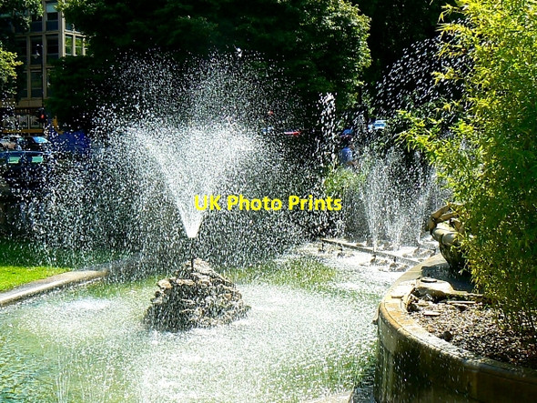 Photo 6"x4" Neptune fountain from another angle, Promenade, Cheltenham Cheltenham c2007