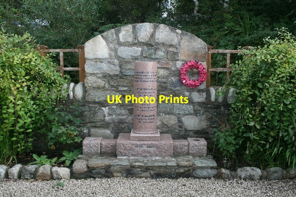 Photo 6"x4" War Memorial at Pirnmill. Pirnmill c2007