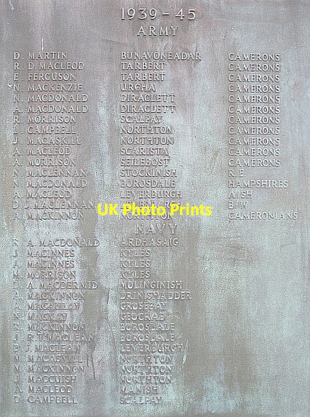 Photo 6"x4" Tarbert War Memorial - Second World War - Army & Navy Direcleit c2007