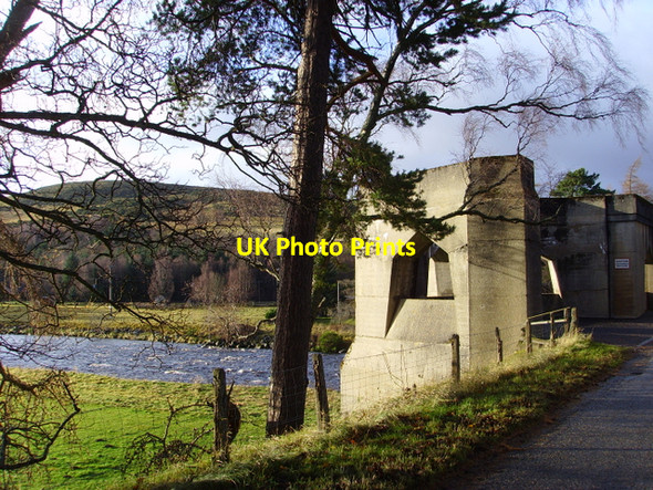 Photo 6"x4" The old Findhorn Bridge has huge concrete abutments Tomatin c2007