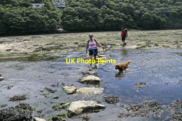 Photo 6"x4" Stepping stones, St Anthony-in-Meneage Flushing\/SW7825 c2007
