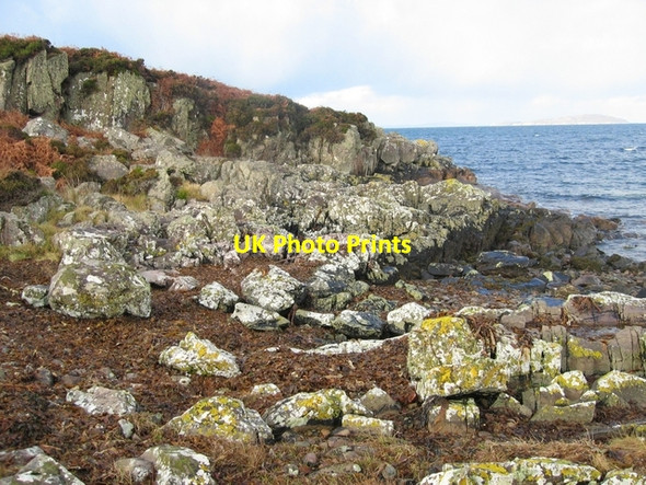 Photo 6"x4" Coastline between Ashaig and Kyleakin Ashaig\/Athaiseig c2007