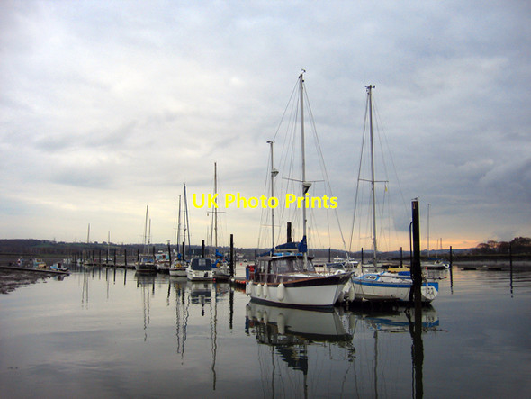 Photo 6"x4" Moorings outside The Folly Whippingham c2004
