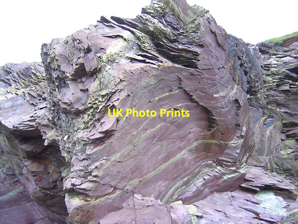 Photo 6"x4" Contorted slate at Hayle Bay New Polzeath c2004