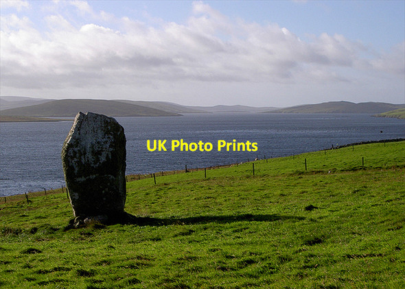 Photo 6"x4" Standing Stone Burravoe\/HU3567 c2003