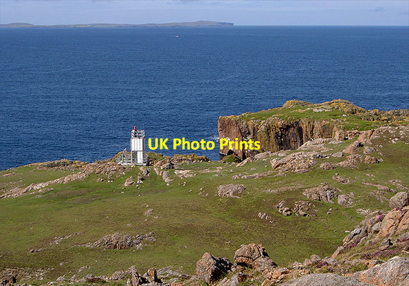 Photo 6"x4" Muckle Roe Lighthouse Gillarona c2003