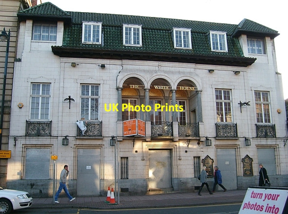 Photo 6"x4" The White House, formerly Crescent Inn Carlisle c2007