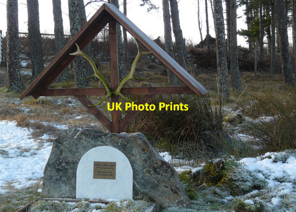 Photo 6"x4" Grave of Count Ludwig von Saurma Noym, Sallachy Tirryside c2008