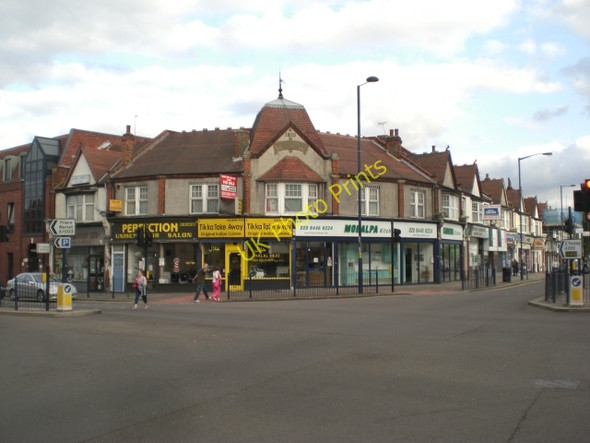 Photo 6"x4" Woodhouse Parade N12 Finchley c2009