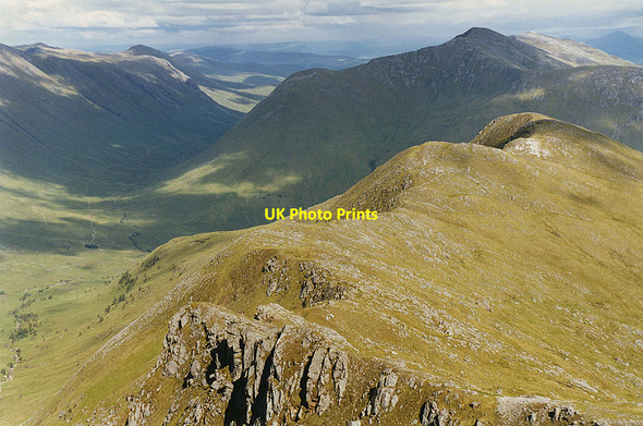 Photo 6"x4" The ridge east of Sgurr a' Mhaoraich Kinloch Hourn c1997