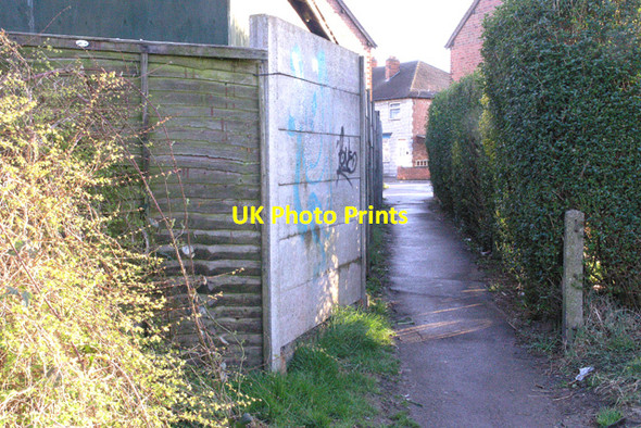 Photo 6"x4" Path onto Cleveland Avenue Long Eaton c2008