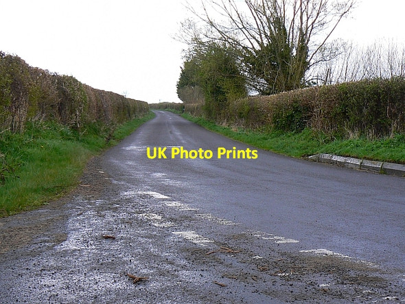 Photo 6"x4" The road to Bulkington Keevil c2008