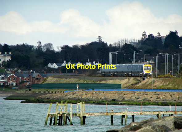 Photo 6"x4" Train departing from Holywood Holywood\/J3979 c2008