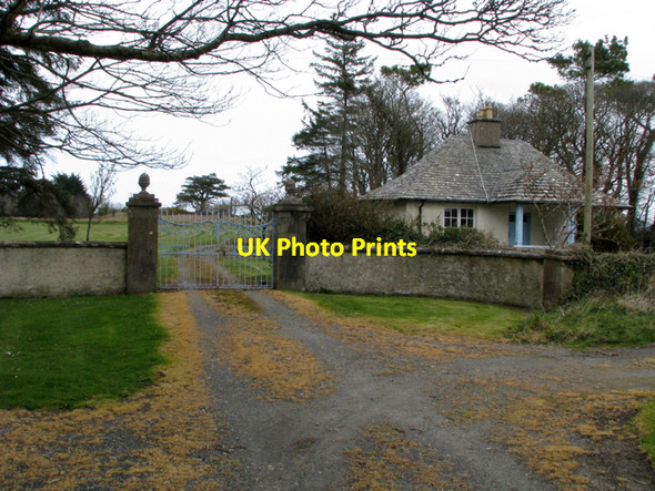 Photo 6"x4" Gate Lodge near Marble Hill Strand Portnablahy c2008