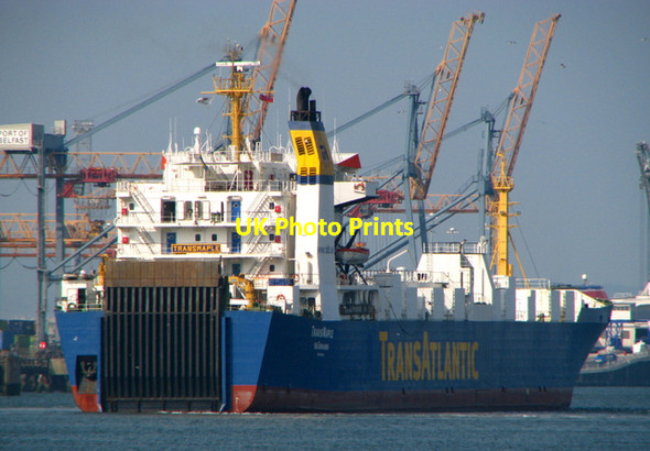 Photo 6"x4" The 'Transmaple' leaving Belfast [3] Holywood\/J3979 c2008