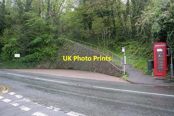 Photo 6"x4" The Upper Welland bus turning area Brand Green\/SO7641 c2008