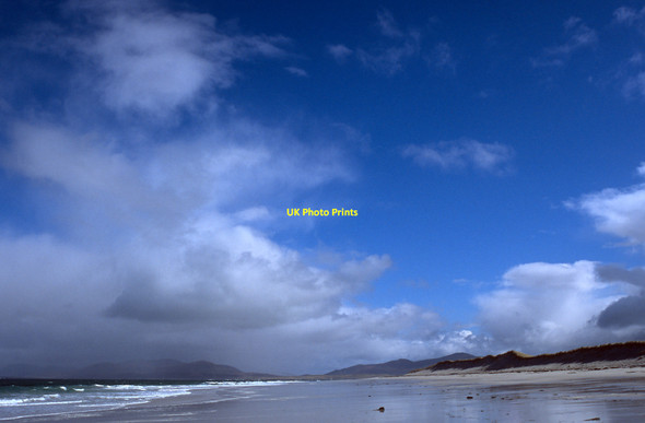 Photo 6"x4" Northern coastline of Berneray Borgh\/NF9181 c2004