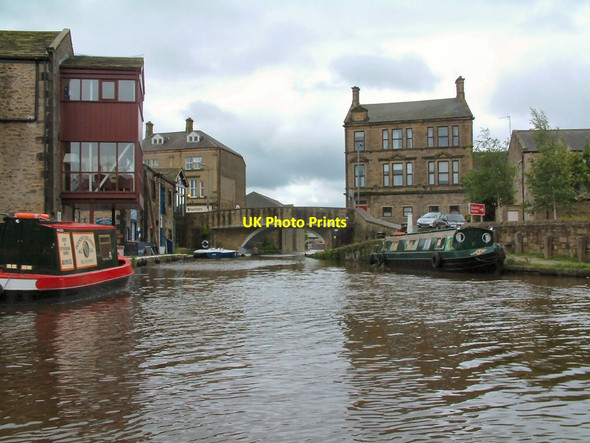 Photo 6"x4" Leeds & Liverpool Canal Skipton c2007