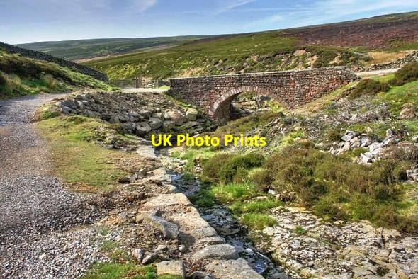 Photo 6"x4" Level House Bridge Gunnerside c2008