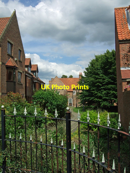 Photo 6"x4" Friary Walk, Beverley Beverley c2008