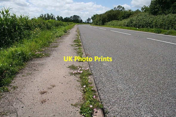 Photo 6"x4" The A4104 in June Baughton c2008