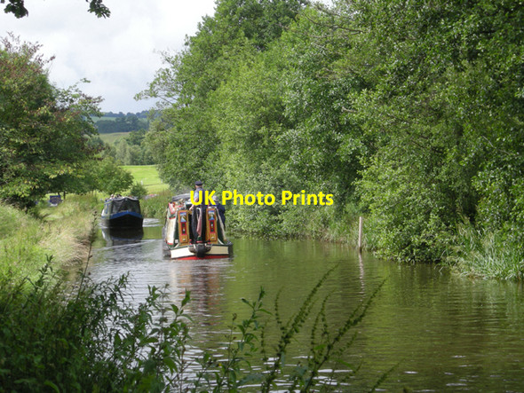 Photo 6"x4" Heavy traffic Bryn-yr-Eos c2008